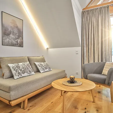 아파트 Mountain Lovers Three By Aa Homes