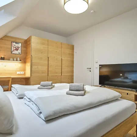 Mountain Lovers Three By Aa Homes Tauplitz